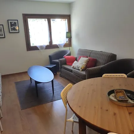Apartment Altos De - Tucasaenlospirineos Escarrilla