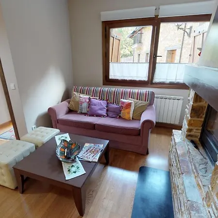 Altos De - Tucasaenlospirineos Apartment Escarrilla