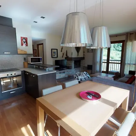 Apartamento Altos De - Tucasaenlospirineos