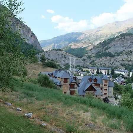 Apartment Altos De - Tucasaenlospirineos *