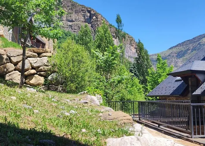 Altos De - Tucasaenlospirineos Apartment Escarrilla