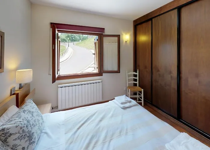 Altos De - Tucasaenlospirineos 아파트 에스칼리아