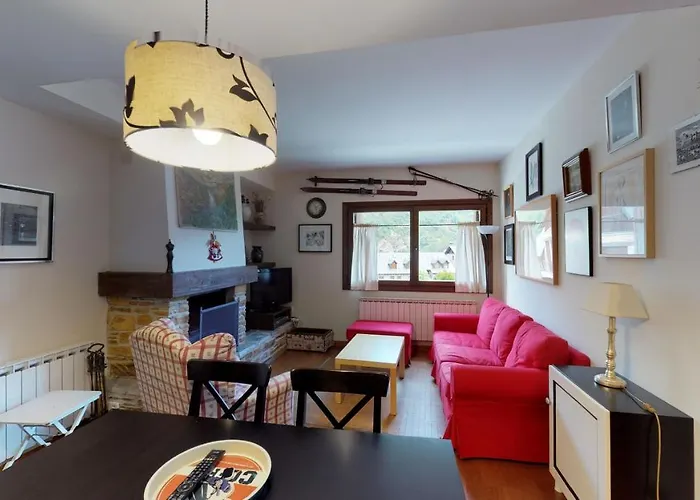 Altos De - Tucasaenlospirineos Apartment Escarrilla