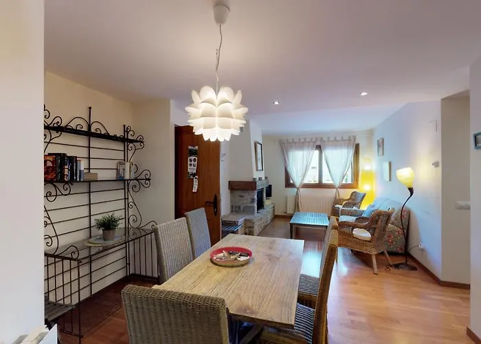 Altos De - Tucasaenlospirineos Apartment Escarrilla