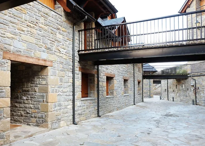 Altos De - Tucasaenlospirineos